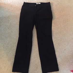 Old Navy's The Flirt Khakis in Black, Size 4